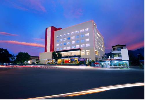 Grand Zuri Hotel Padang