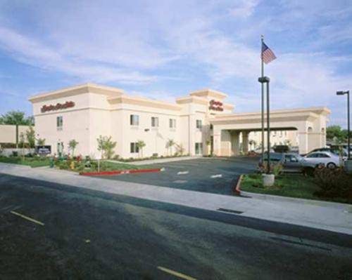 Hampton Inn & Suites Sacramento-Auburn Boulevard