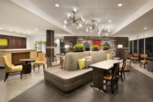 Home2 Suites by Hilton Houston Webster