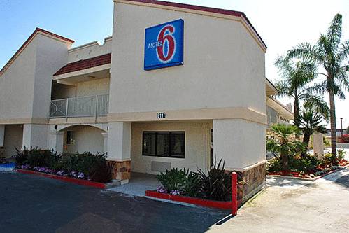 Motel 6 Carlsbad East